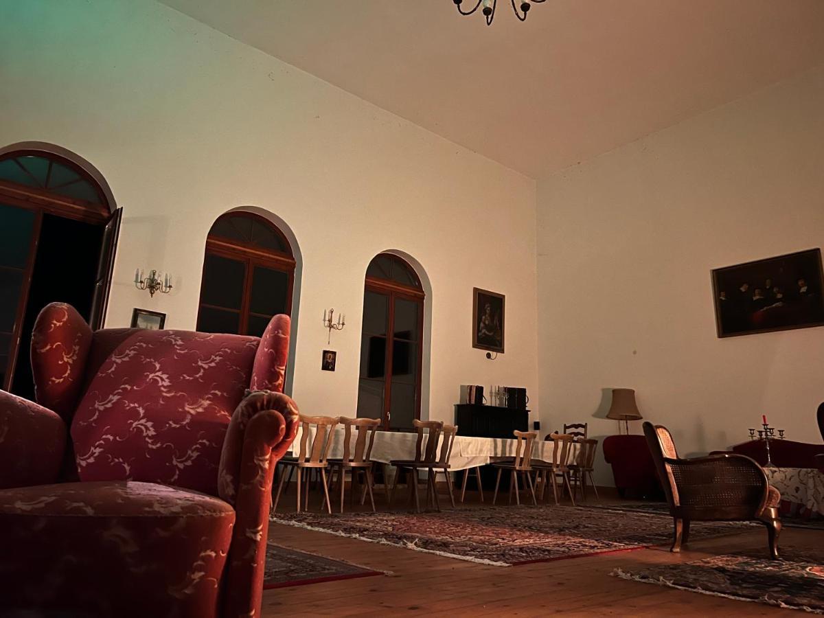Apartment Cour De Berlin